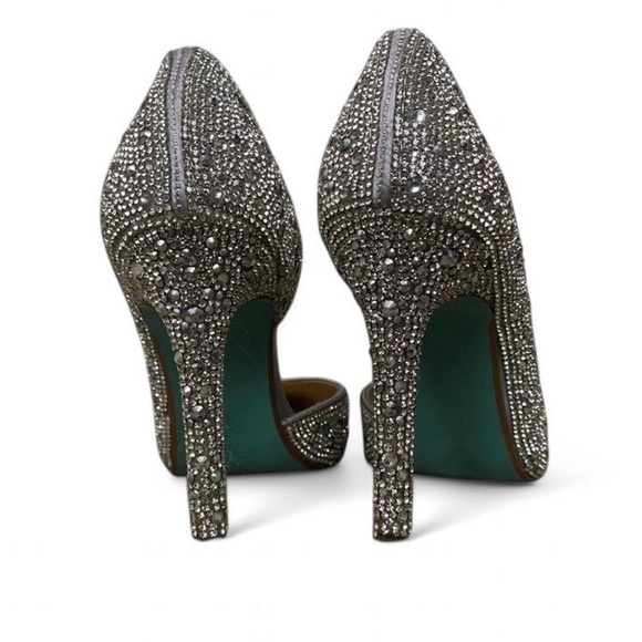 Betsey Johnson Classic Blue Bottom Heels - Picture 2 of 3